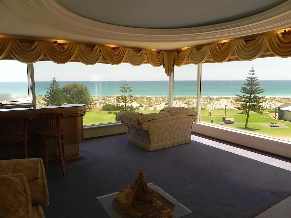 Beach Manor Bed & Breakfast Perth 4*,  Australia